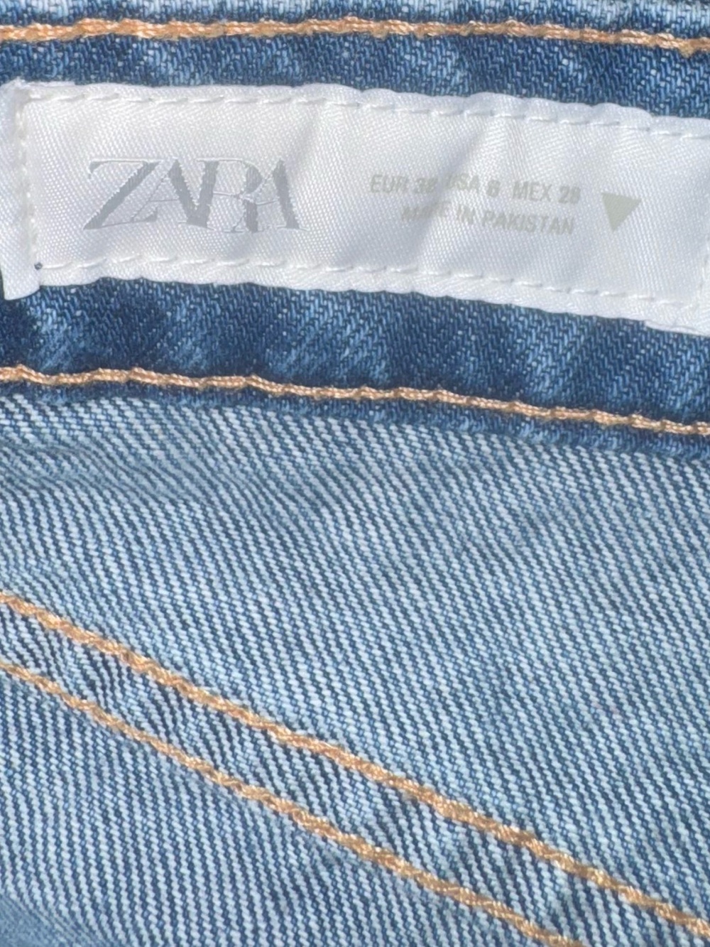 Criss Cross High-Rise Denim Shorts - Picture 10 of 10